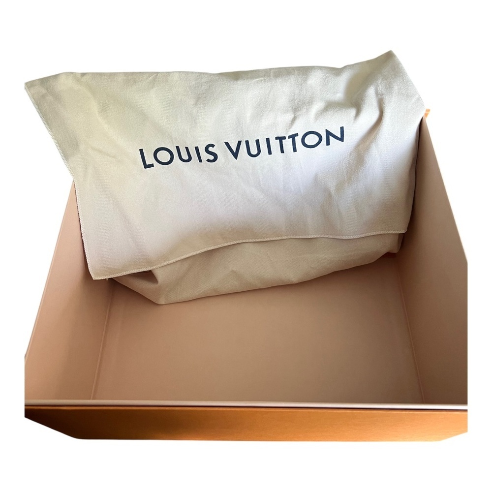 Louis Vuitton Montsouris Monogram Empreinte Embossed Leather Backpack Black - Picture 4 of 13